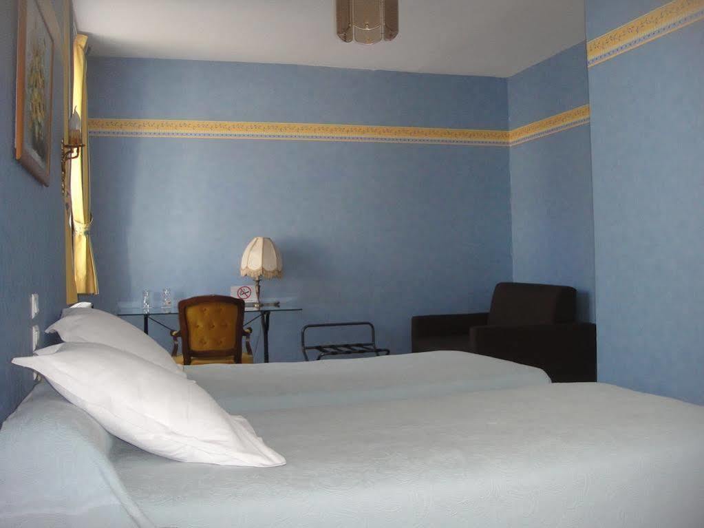 Hotel L' Ecu Montbard Exterior photo